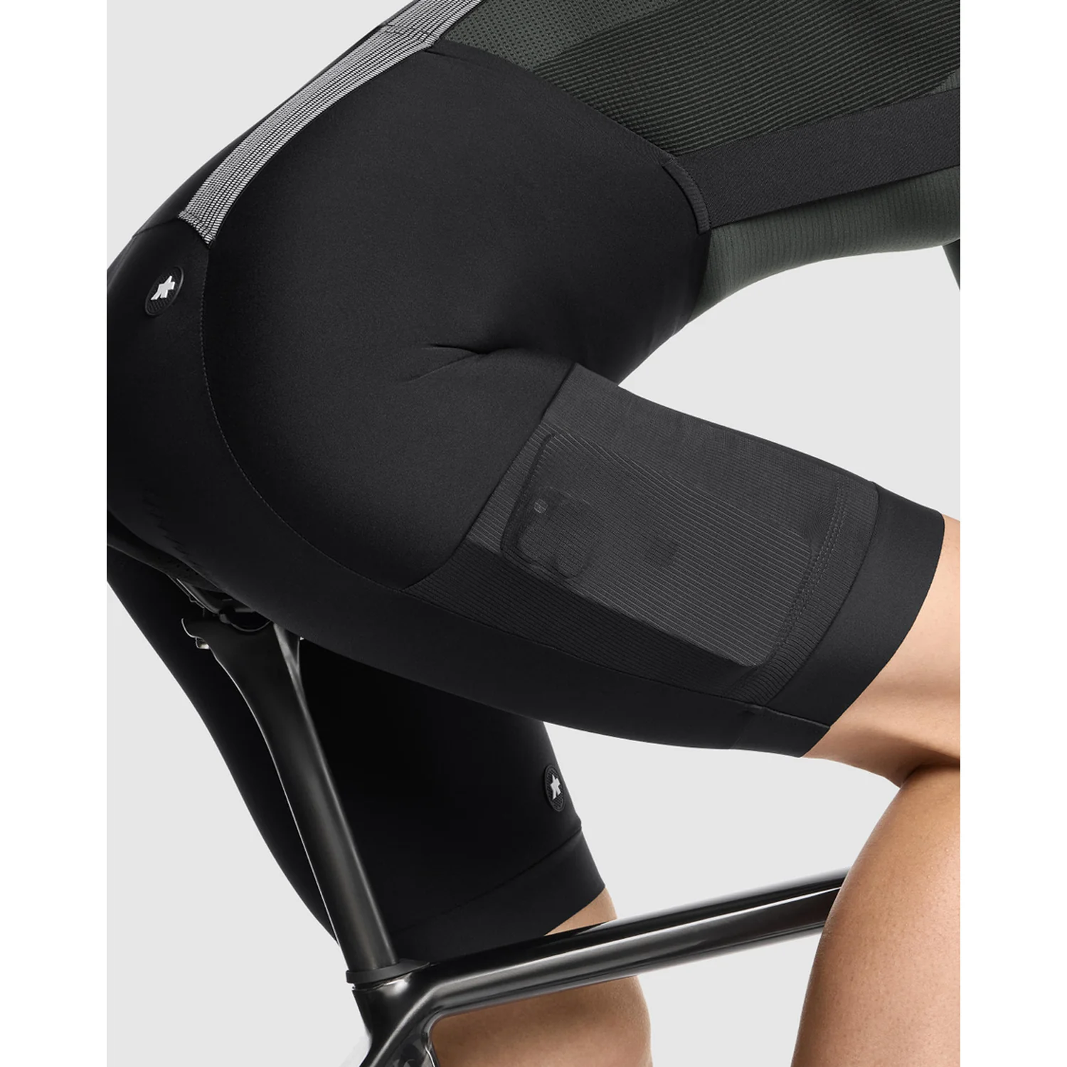 Cuissard Court à Bretelles ASSOS TACTICA SPRING FALL T5 Femme Noir - Image 9