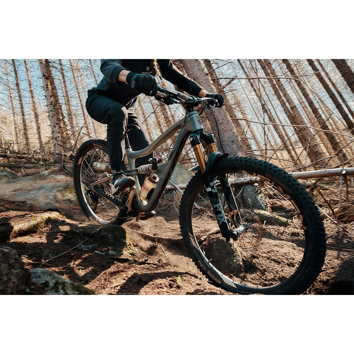 Kit Bidon et Porte-Bidon FIDLOCK TWIST COMPACT BIKE BASE 750 ml Transparent - Image 3