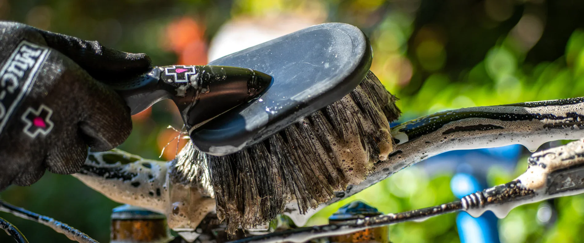 Brosse de Nettoyage Douce MUC-OFF SOFT WASHING - Image 4