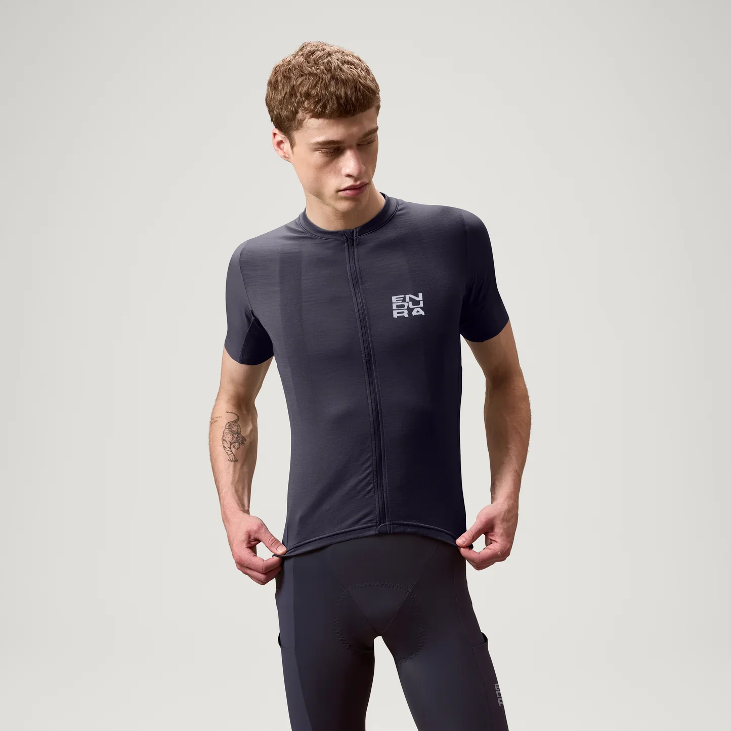 Maillot ENDURA ALLTRACK RIDE Manches Courtes Carbon Old Seed - Image 2