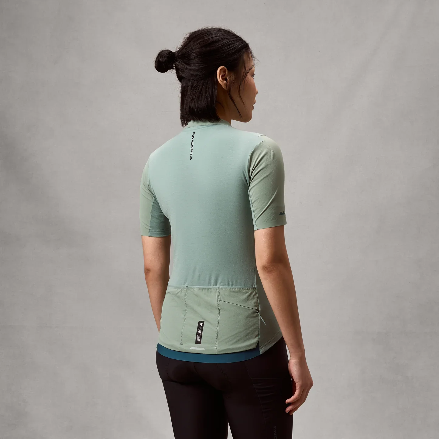 Maillot ENDURA ALLTRACK RIDE Manches Courtes Femme Sage Green - Image 4