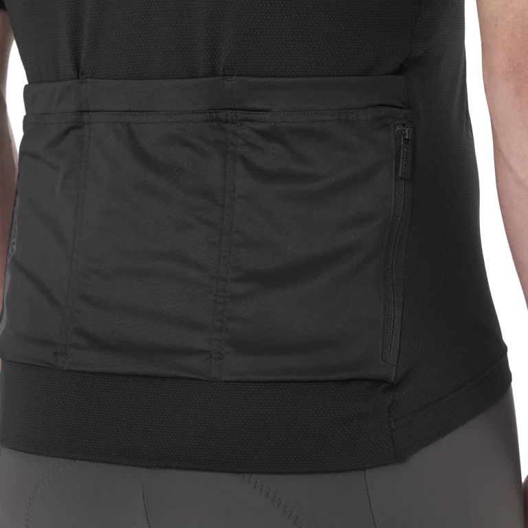 Maillot MAVIC AKSIUM Manches Courtes Noir - Image 7