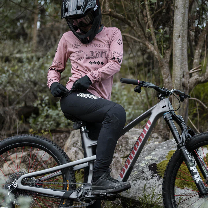Pantalon LEATT MTB GRAVITY 3.0 Femme Noir - Image 4