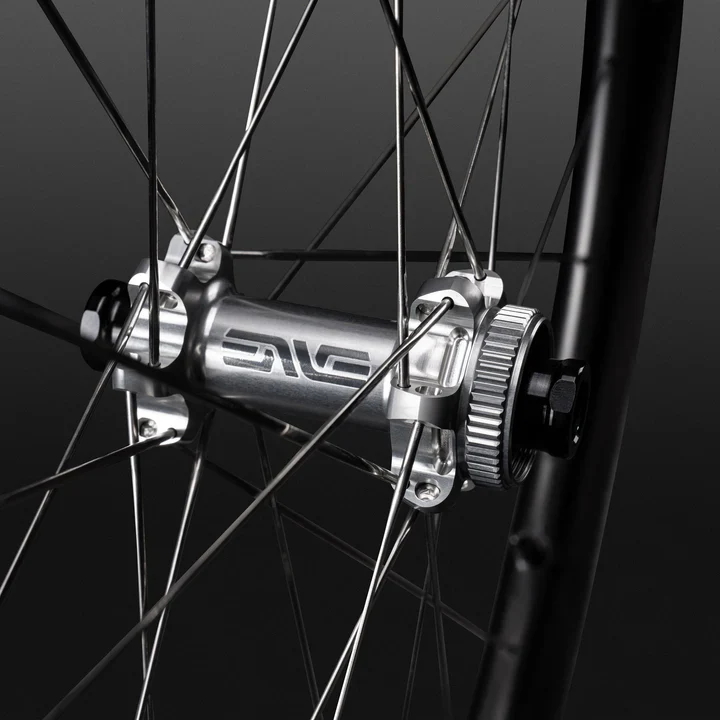 Roue Avant ENVE SES 4.5 PRO Tubeless Ready (Center Lock) Noir - Image 3