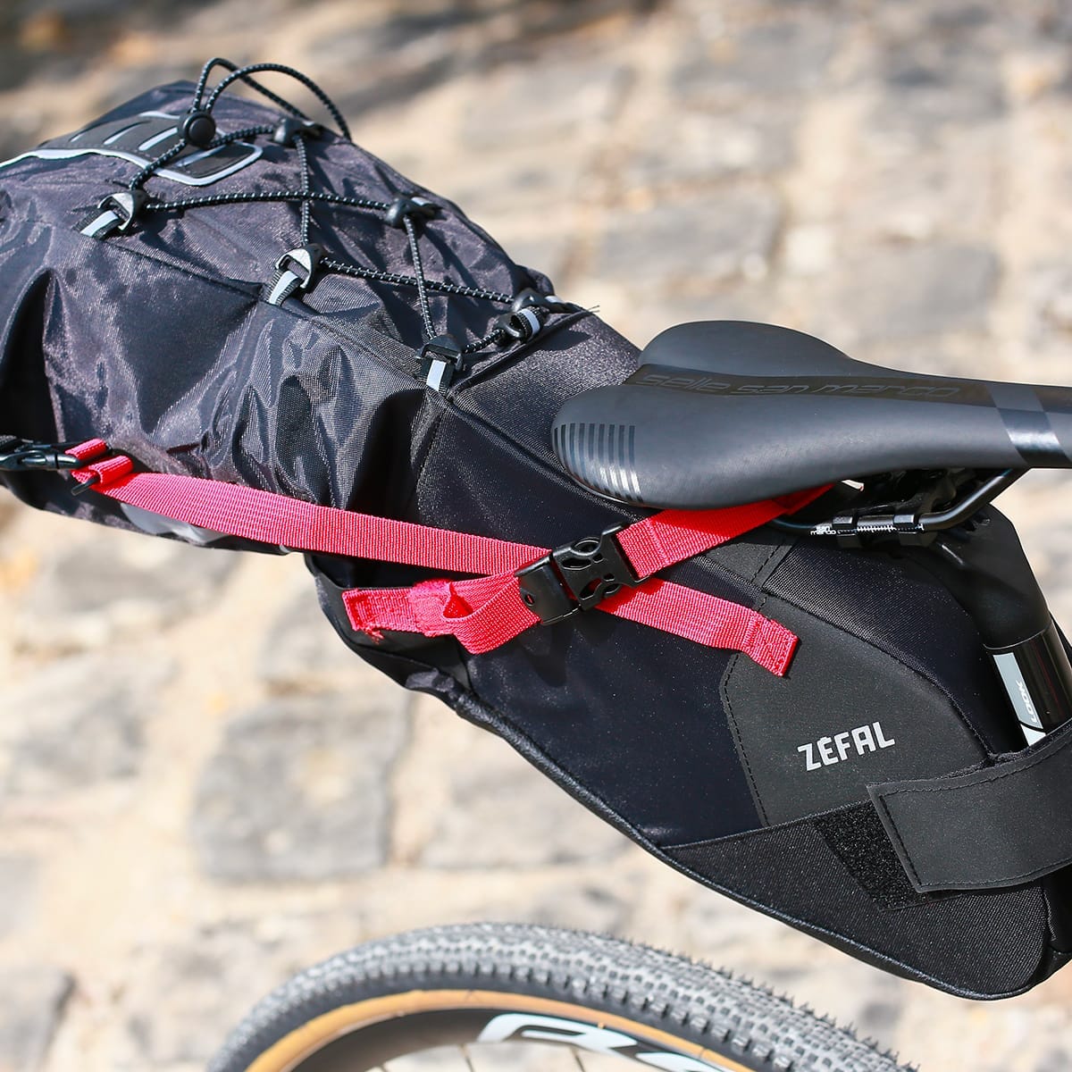 Sacoche de Selle ZEFAL Z ADVENTURE R17 8 L - 17 L Noir - Image 6
