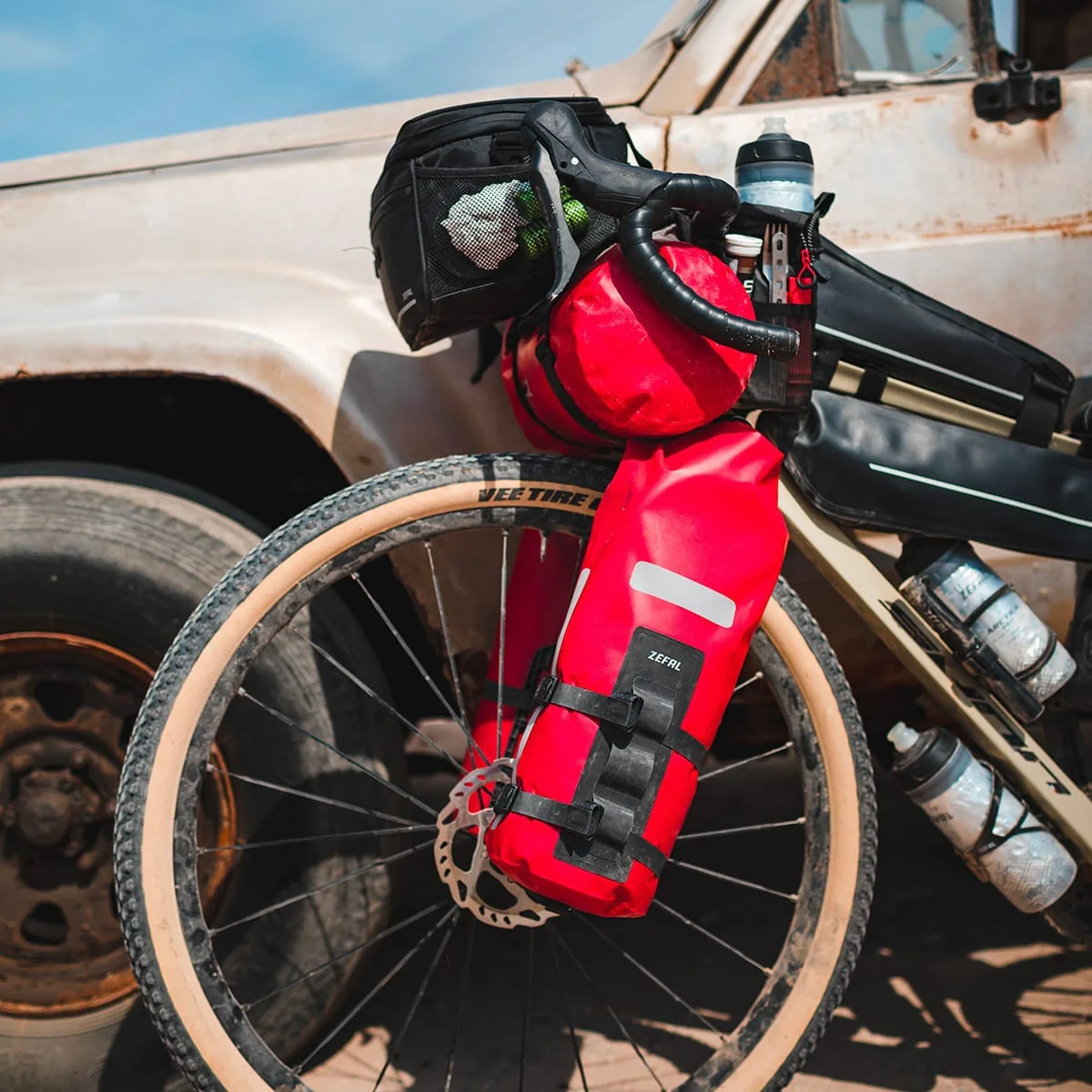 Sacoche et Support de fourche  ZEFAL Z ADVENTURE FORK 6 L Rouge - Image 12