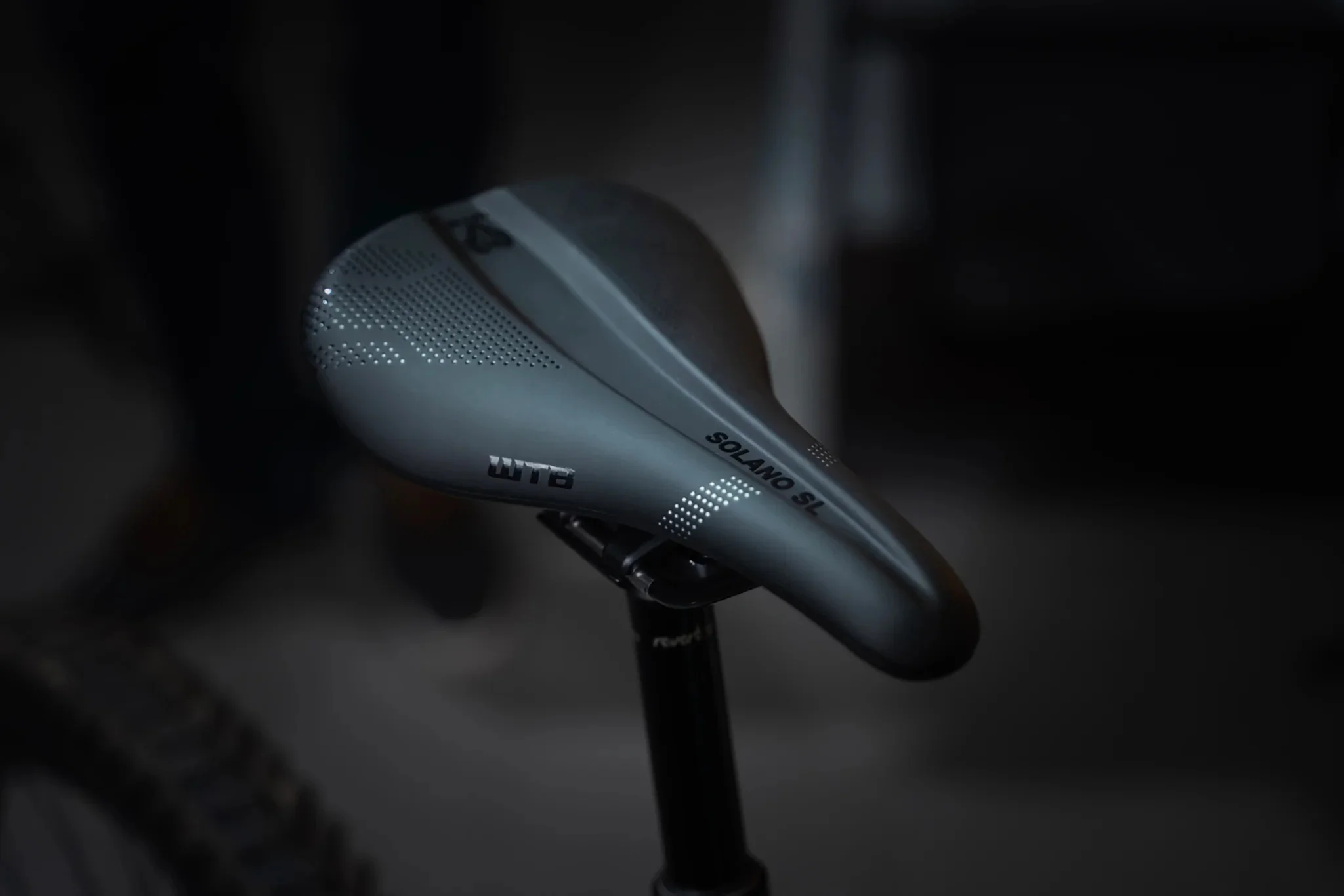 Selle WTB SOLANO SL FUSION Medium 142mm Rails Carbone Noir - Image 3