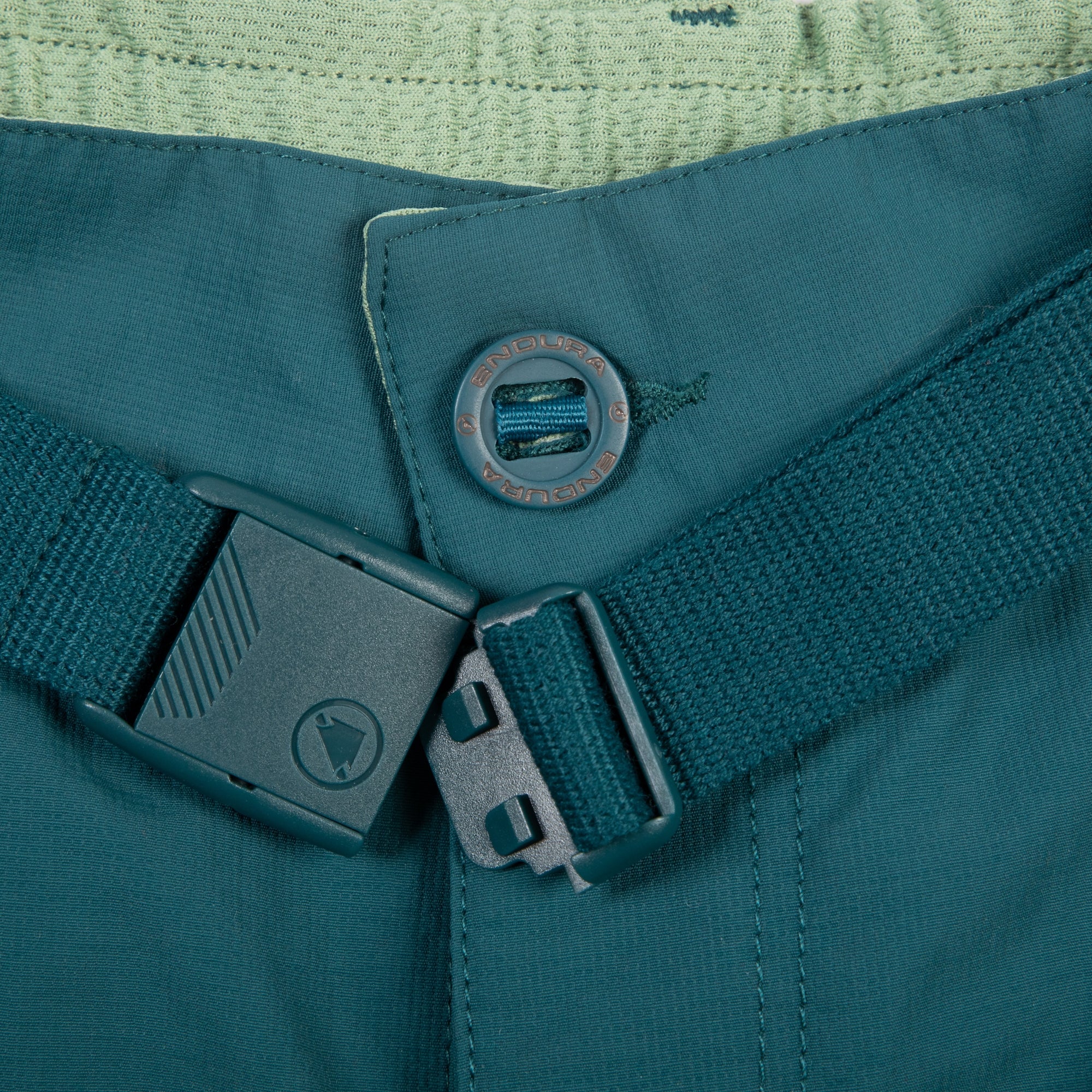 Short ENDURA HUMMVEE DT Femme Vert - Image 3